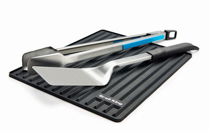 Regal Magnetic Silicone Side Shelf Grill Mat