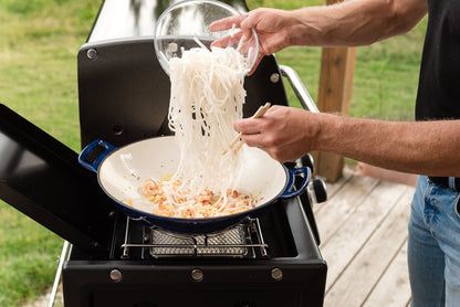 Wok en fonte pour grillades